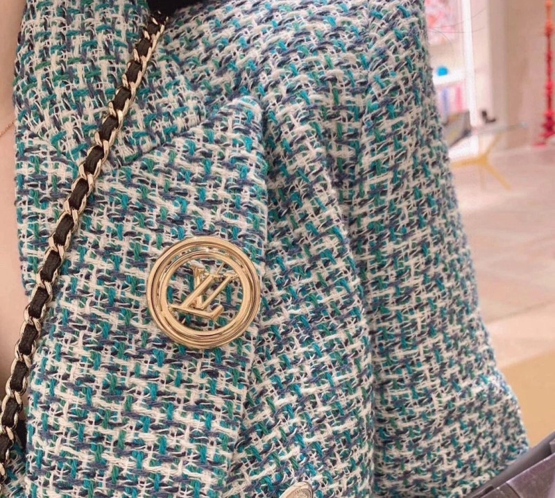 Timeless Louis Vuitton Brooches 248142