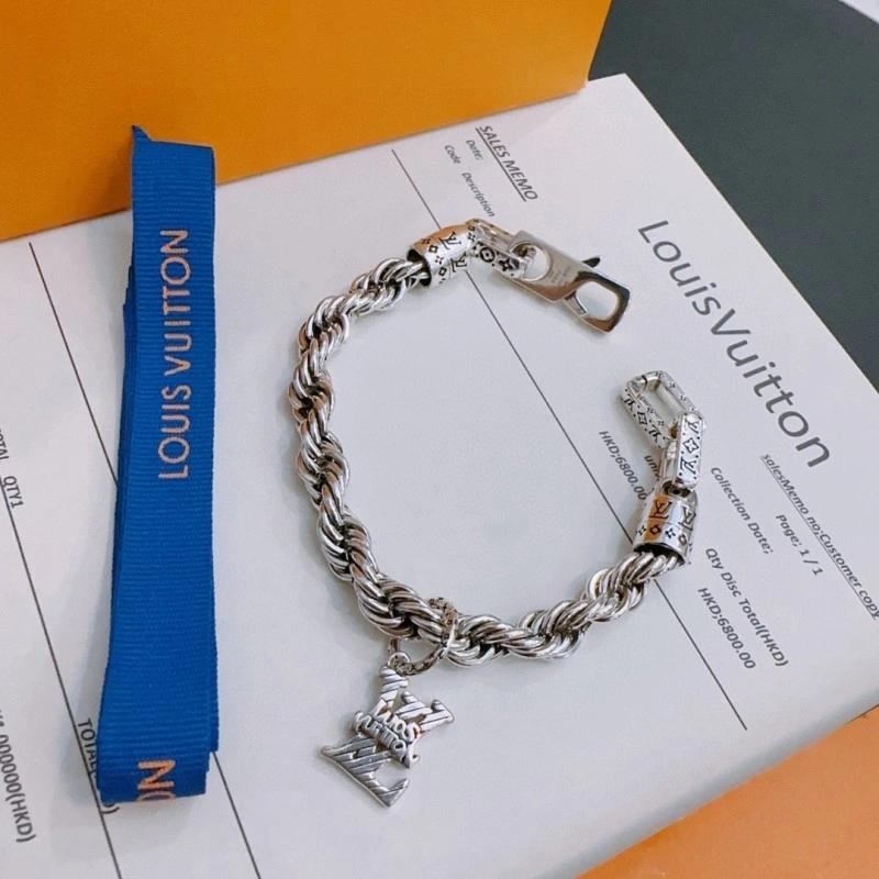 Seasonal Louis Vuitton Brooches 248148