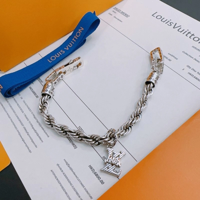 Seasonal Louis Vuitton Brooches 248148