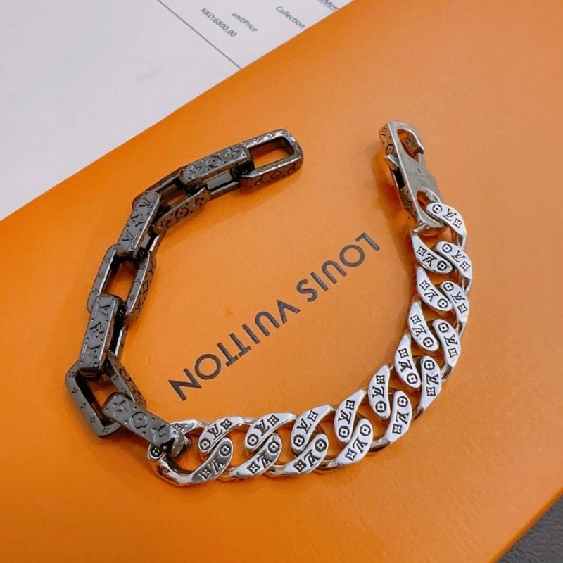 Louis Vuitton Brooches Premium 248164