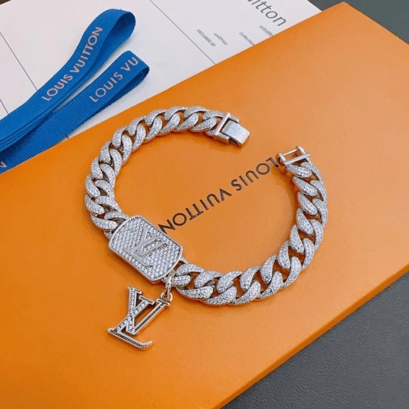Louis Vuitton Brooches StreetReady 248133