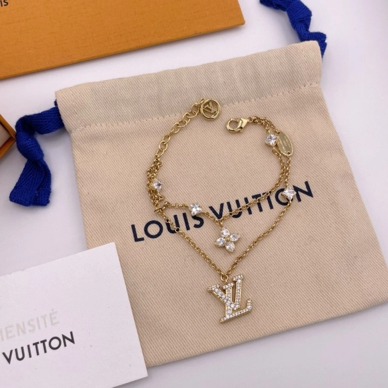 Louis Vuitton Brooches Stretchable 248134