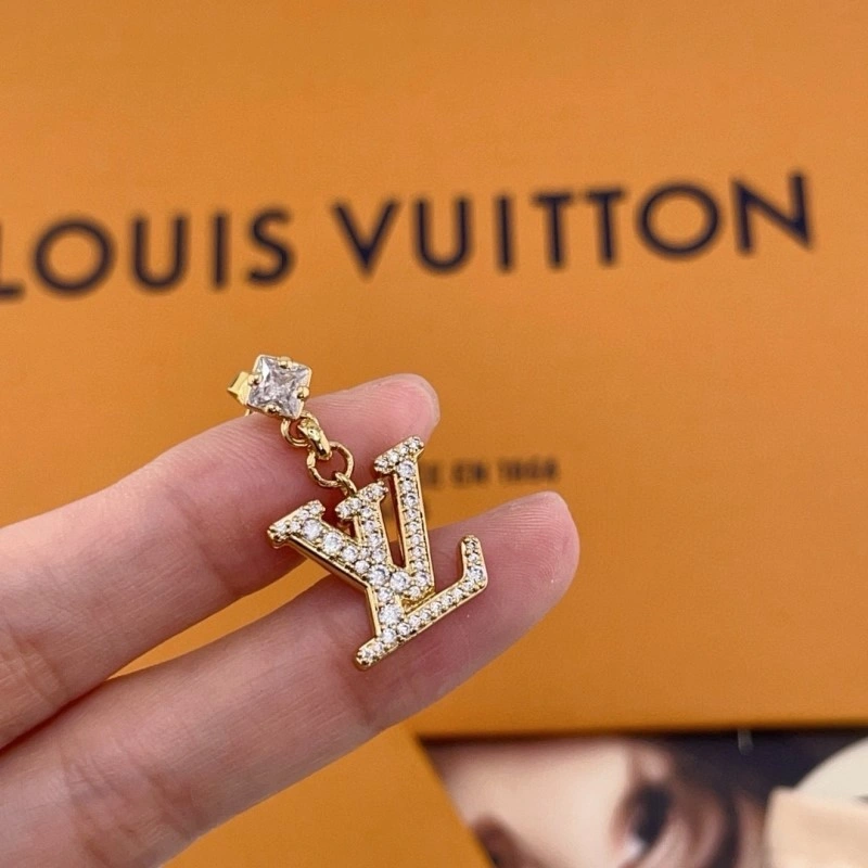 Louis Vuitton Brooches Stretchable 248134