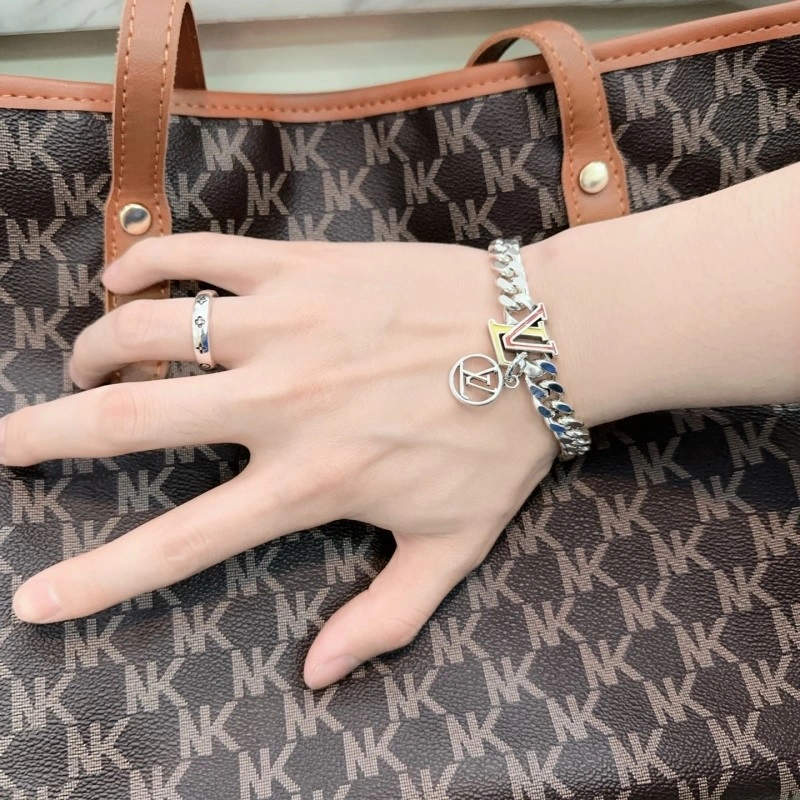 Louis Vuitton Brooches ComfortFit 248115