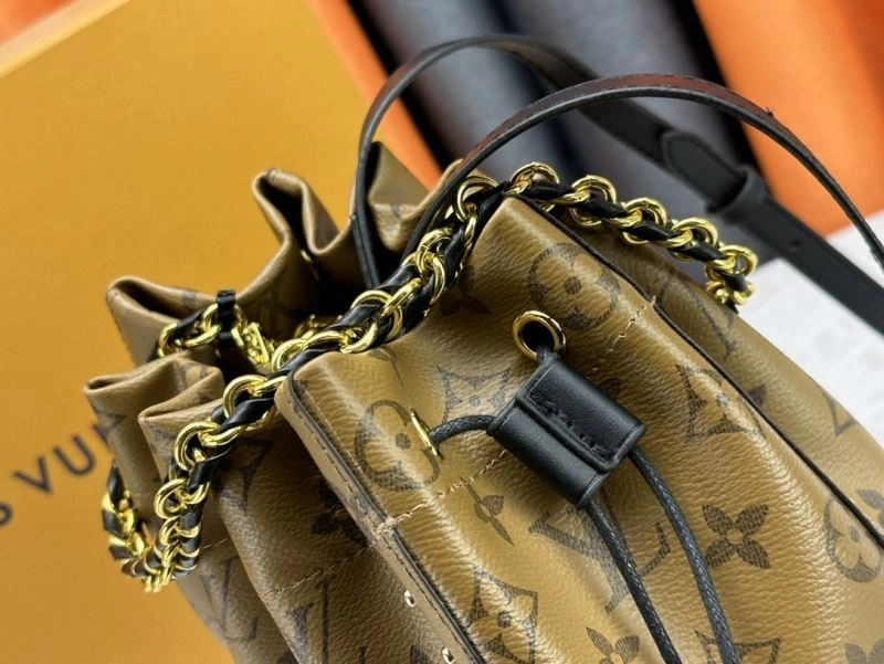 Louis Vuitton Bucket Bags Snug 80481