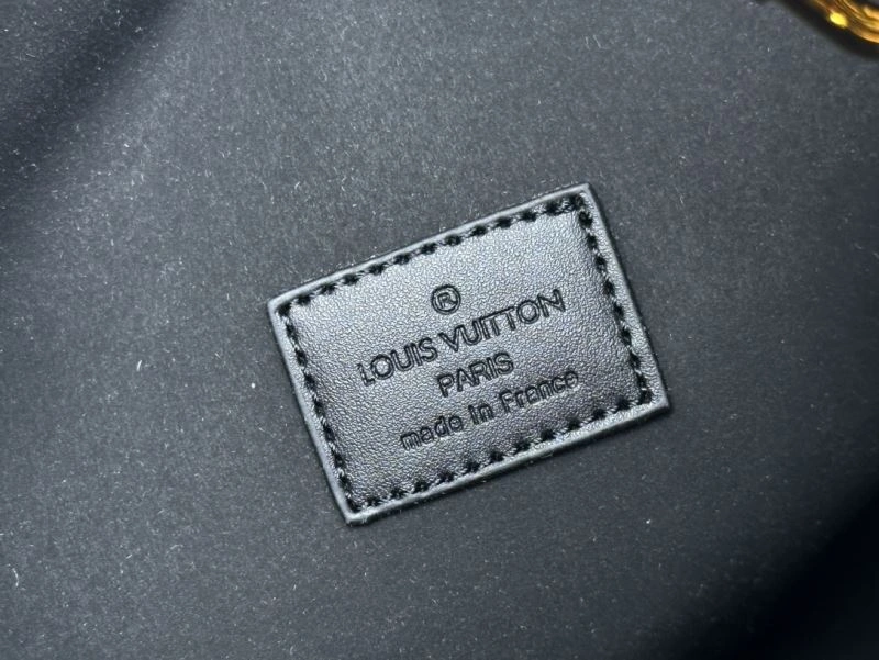 Louis Vuitton Bucket Bags Snug 80481