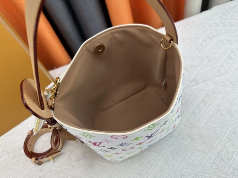UrbanChic Louis Vuitton Bucket Bags 80483