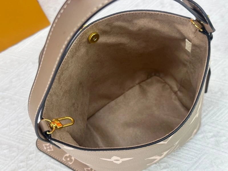 EasyCare Louis Vuitton Bucket Bags 80517