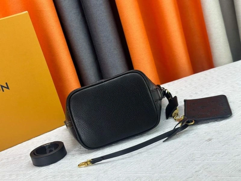Louis Vuitton Bucket Bags Refined 80491