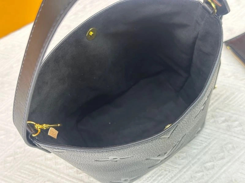 Louis Vuitton Bucket Bags Refined 80491