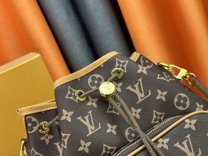 TechFriendly Louis Vuitton Bucket Bags 80504