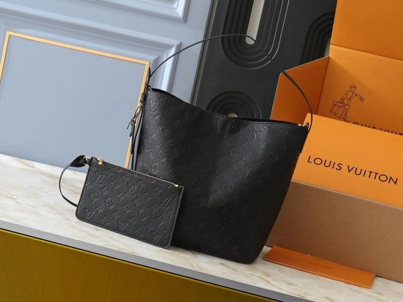 Modern Louis Vuitton Bucket Bags 80468