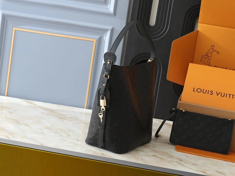 Modern Louis Vuitton Bucket Bags 80468