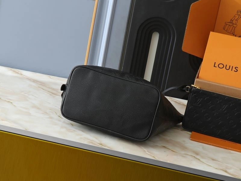 Modern Louis Vuitton Bucket Bags 80468