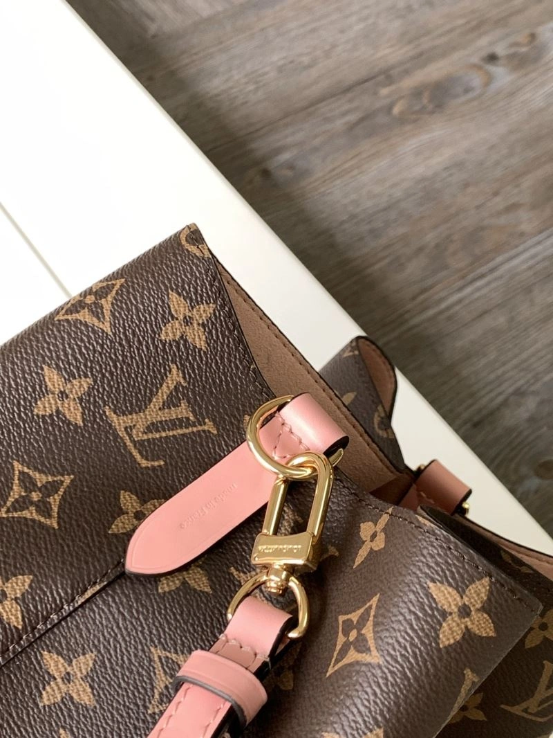 RelaxedFit Louis Vuitton Bucket Bags 94453