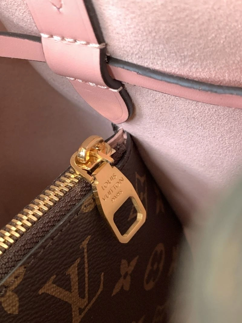 RelaxedFit Louis Vuitton Bucket Bags 94453