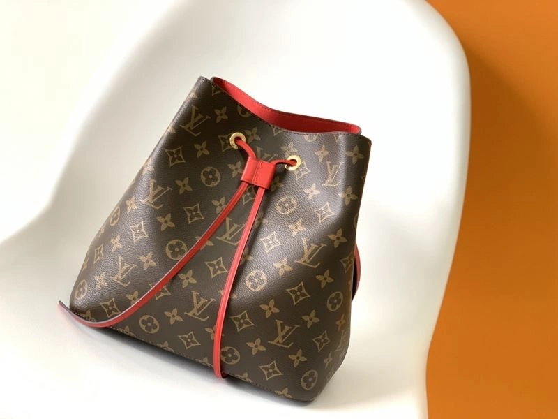 OnTrend Louis Vuitton Bucket Bags 94449