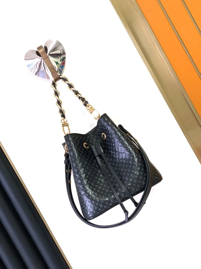 Lightweight Louis Vuitton Bucket Bags 94393