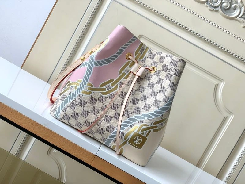 WeatherProof Louis Vuitton Bucket Bags 94391