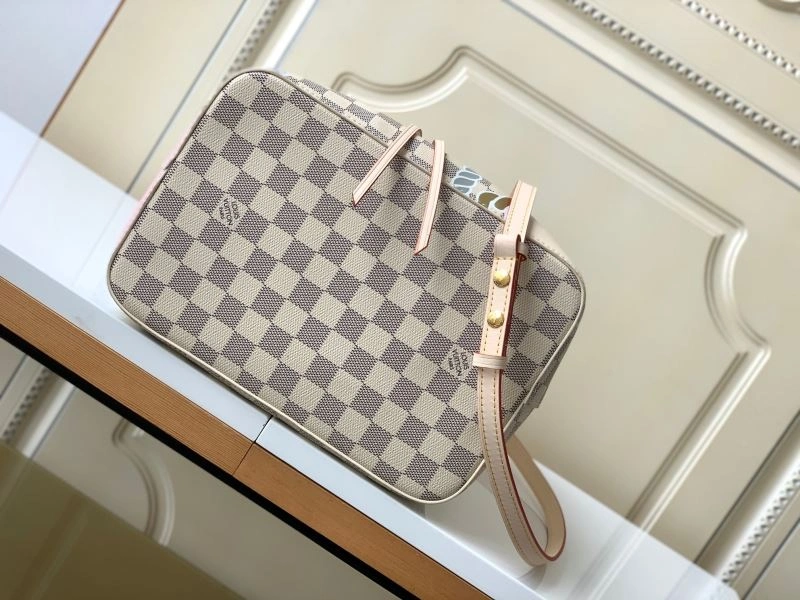 WeatherProof Louis Vuitton Bucket Bags 94391