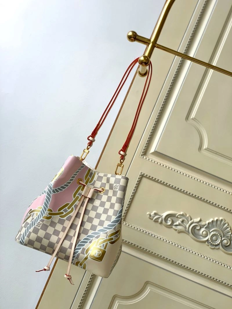 WeatherProof Louis Vuitton Bucket Bags 94391