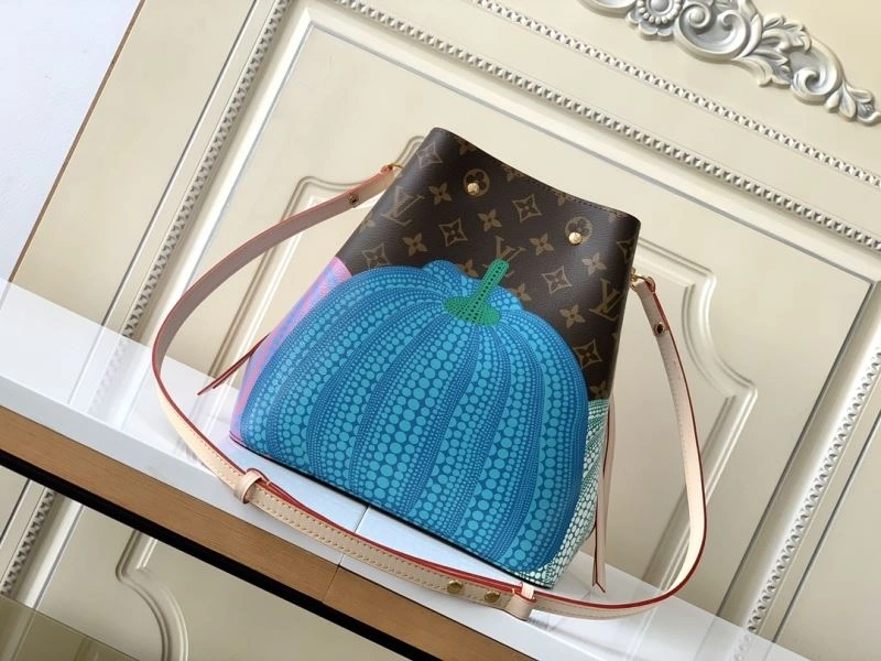 Louis Vuitton Bucket Bags UrbanStyle 94430