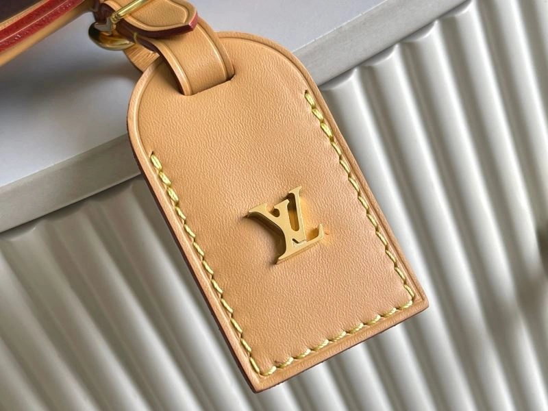 Tailored Louis Vuitton Bucket Bags 94103