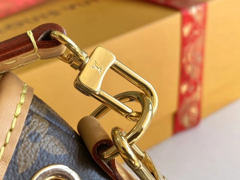 Louis Vuitton Bucket Bags Trendsetting 94064