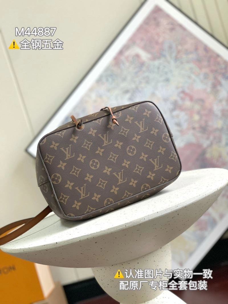 Lightweight Louis Vuitton Bucket Bags 94104