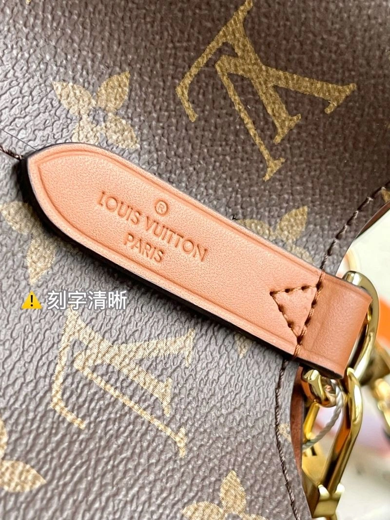 Lightweight Louis Vuitton Bucket Bags 94104