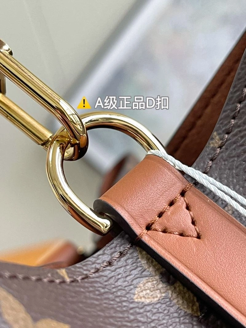 Lightweight Louis Vuitton Bucket Bags 94104