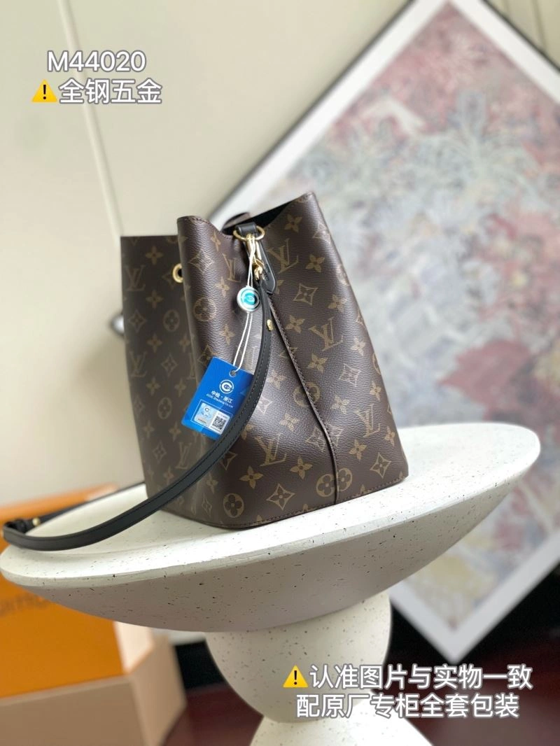 Louis Vuitton Bucket Bags Flexible 94065