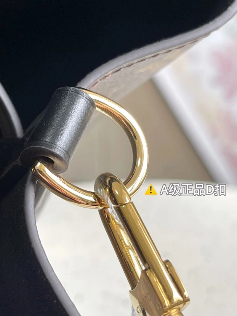 Louis Vuitton Bucket Bags Flexible 94065