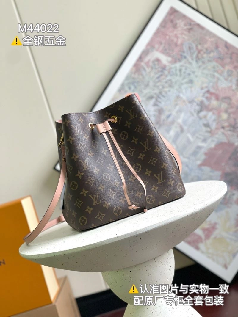 ModernLook Louis Vuitton Bucket Bags 94062