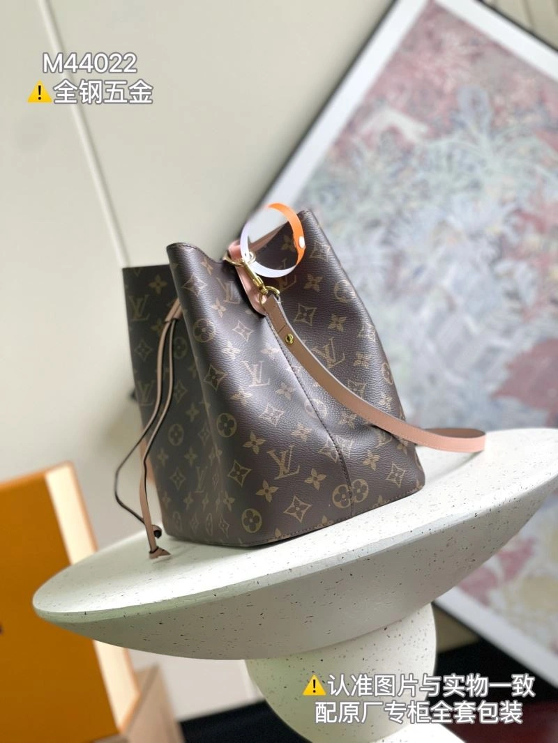 ModernLook Louis Vuitton Bucket Bags 94062