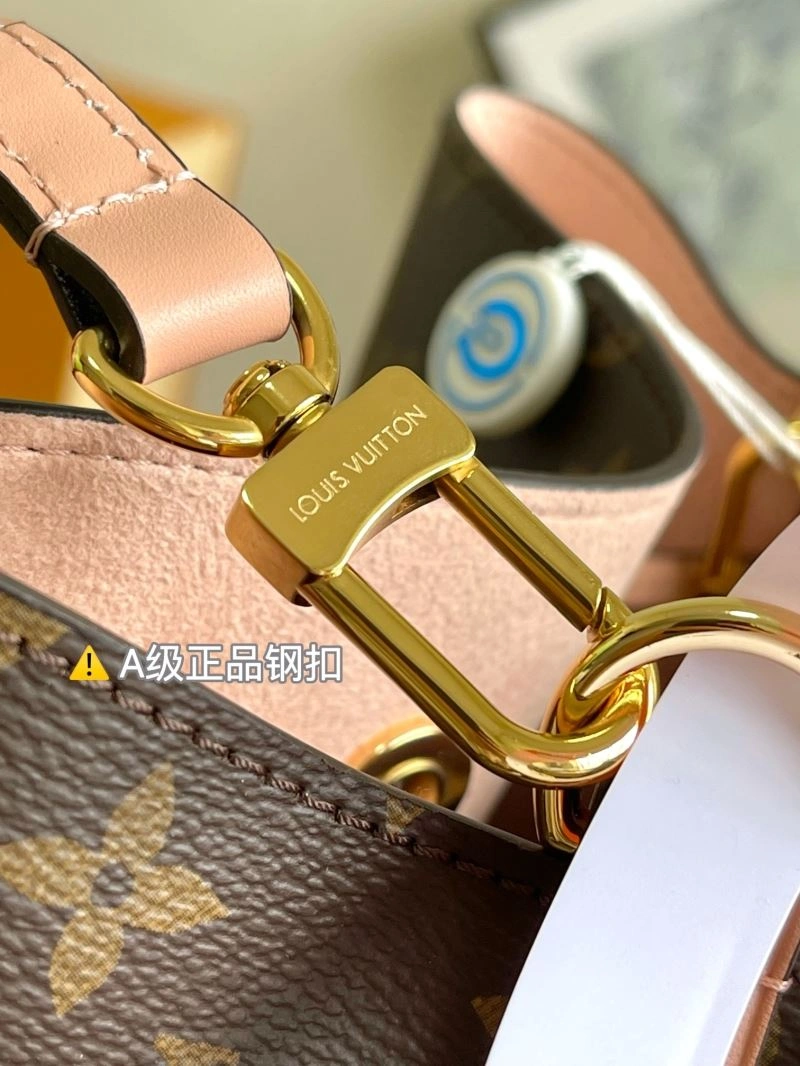 ModernLook Louis Vuitton Bucket Bags 94062