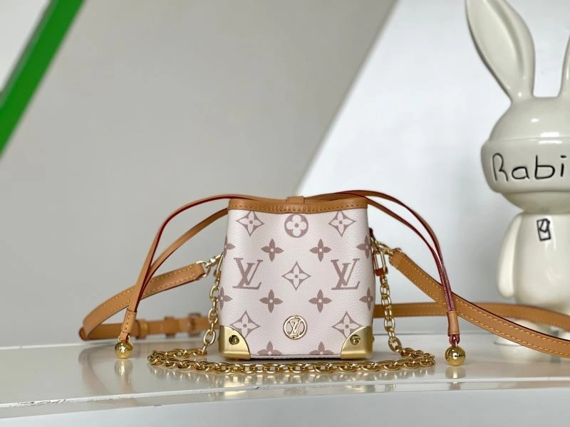 HighPerformance Louis Vuitton Bucket Bags 94059