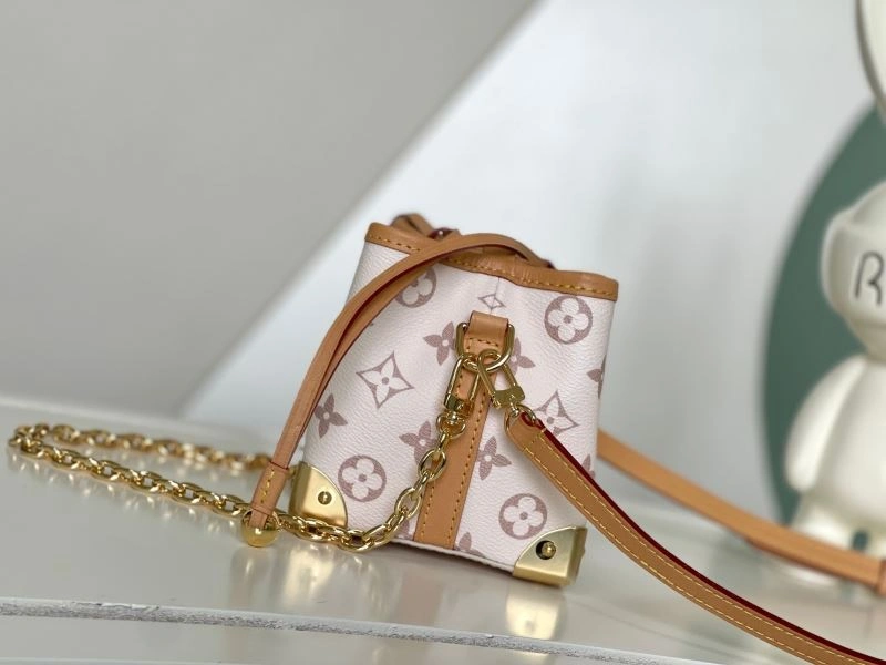HighPerformance Louis Vuitton Bucket Bags 94059