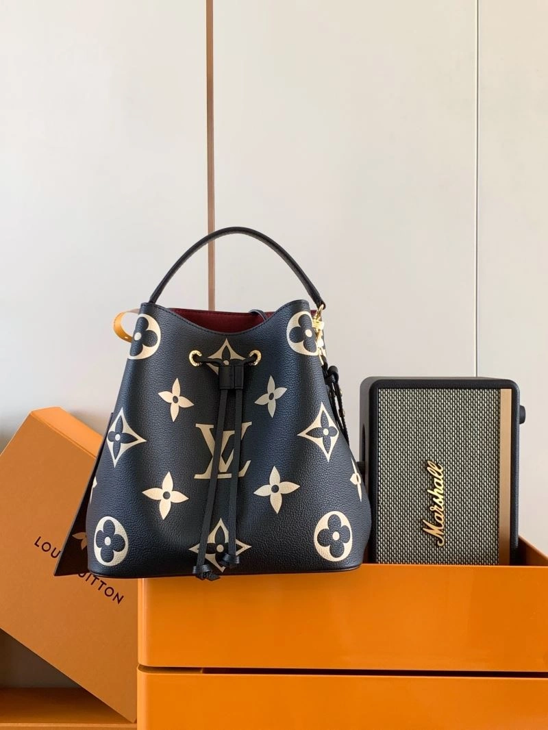 Louis Vuitton Bucket Bags Versatile 93877
