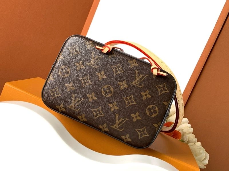 Louis Vuitton Bucket Bags Thermal 93874