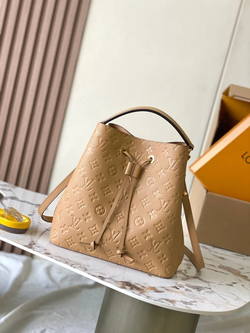 Cozy Louis Vuitton Bucket Bags 93663