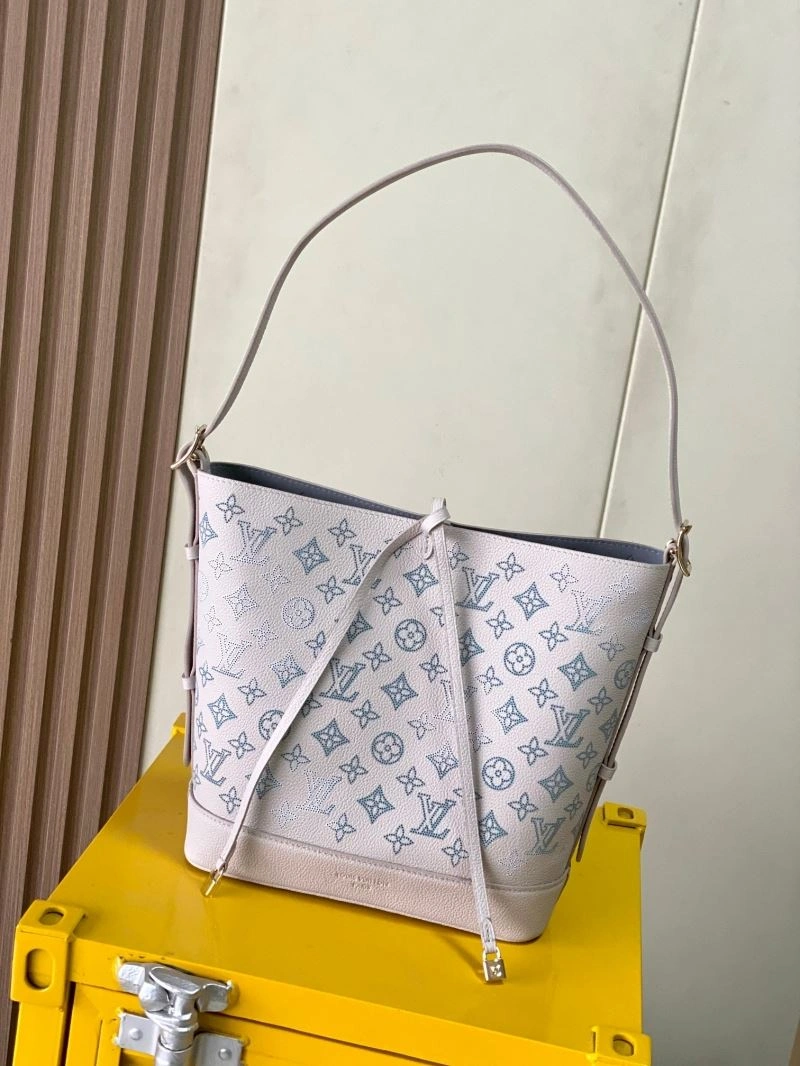 Louis Vuitton Bucket Bags Durable 93660