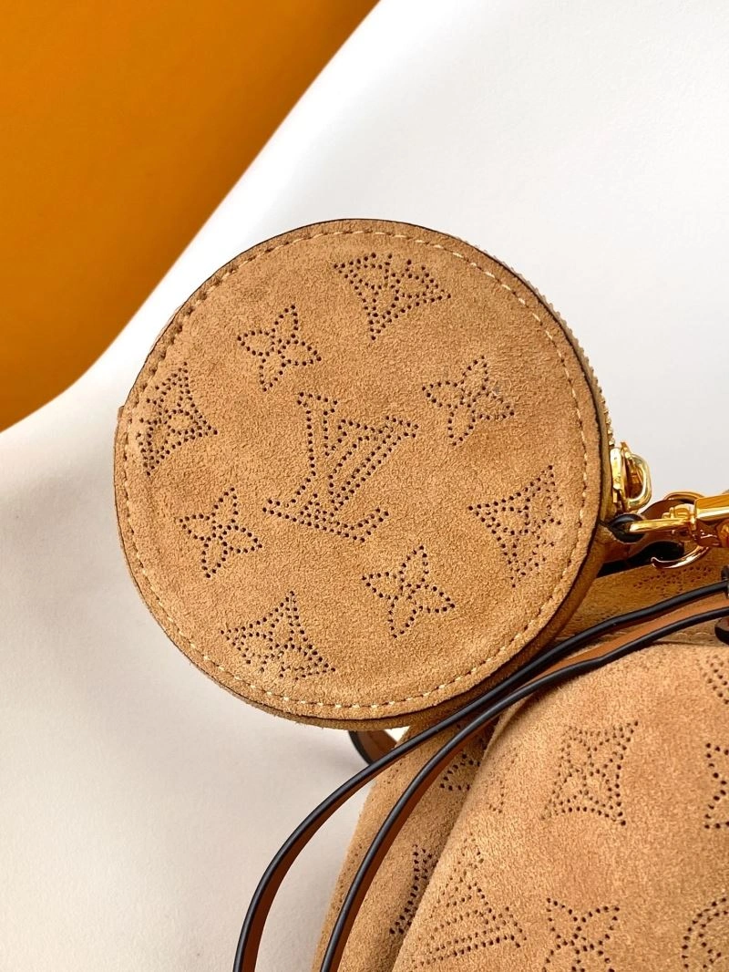 Sustainable Louis Vuitton Bucket Bags 93684