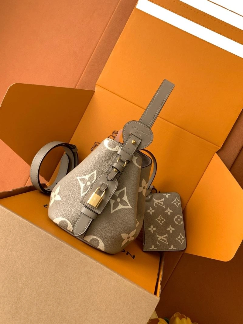 Supportive Louis Vuitton Bucket Bags 93644