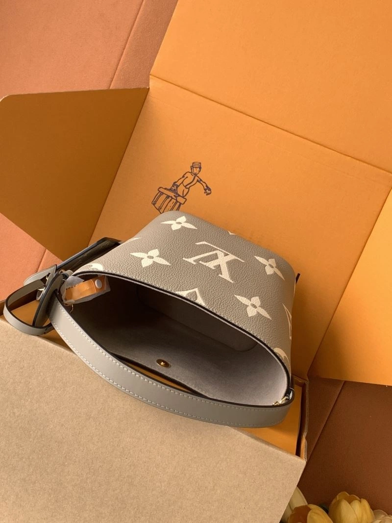 Supportive Louis Vuitton Bucket Bags 93644