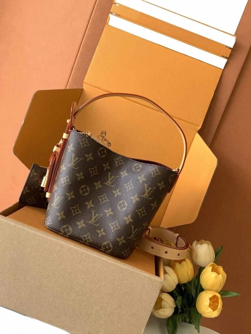 Youthful Louis Vuitton Bucket Bags 93643