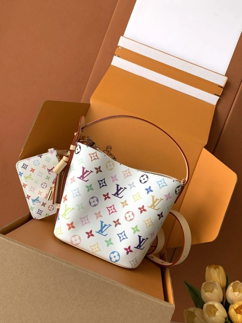 Functional Louis Vuitton Bucket Bags 93682