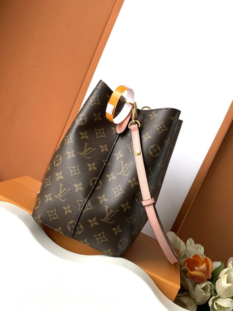 Unisex Louis Vuitton Bucket Bags 93641
