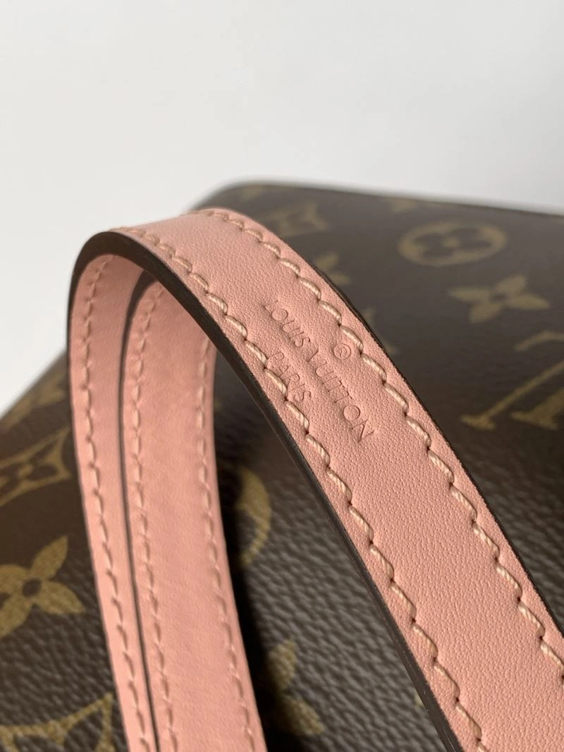 Unisex Louis Vuitton Bucket Bags 93641