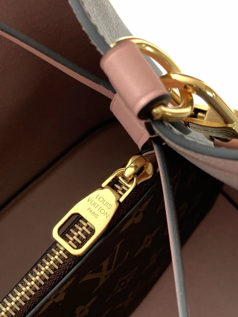 Unisex Louis Vuitton Bucket Bags 93641
